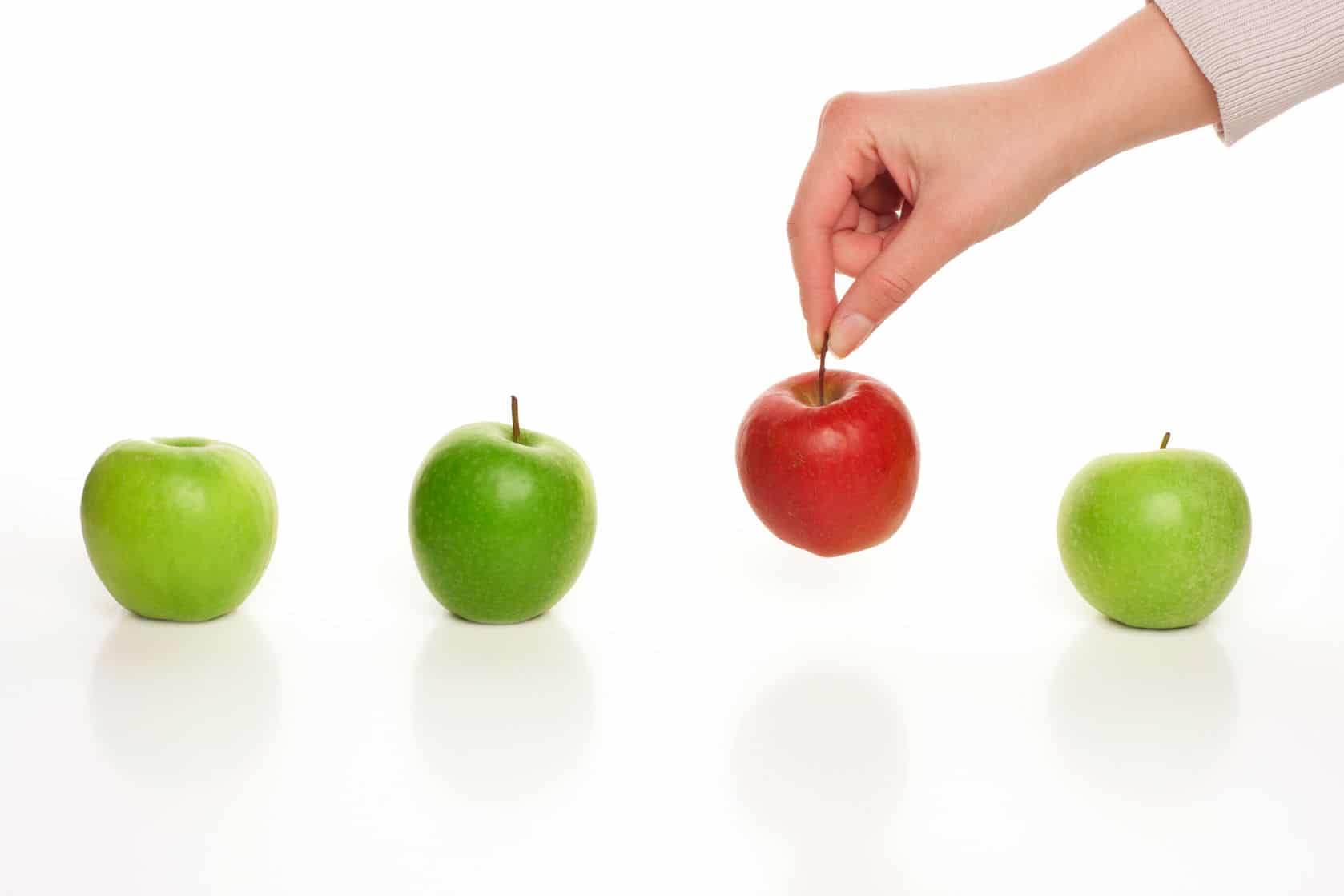 Searching among similar apples - Copyright: jessmine / 123RF Stock Photo